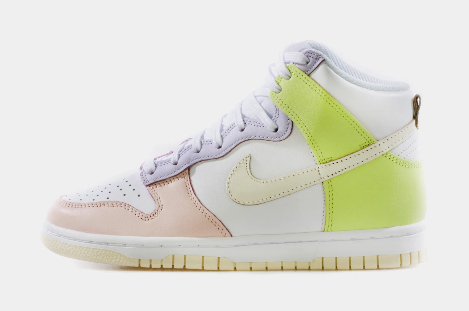 Nike Dunk High Cashmere Womens Lifestyle Shoe (White/Cashmere/Lemon Twist) 4 Nike Dunk High Cashmere Womens Lifestyle Shoe (White/Cashmere/Lemon Twist) - Image 2