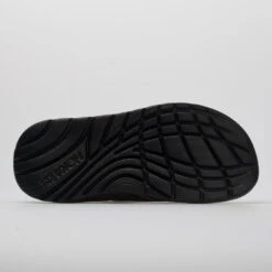 Hoka One One Ora Recovery Flip Men's Black/Dark Gull Gray -Boutique Shoe Store 570409 4