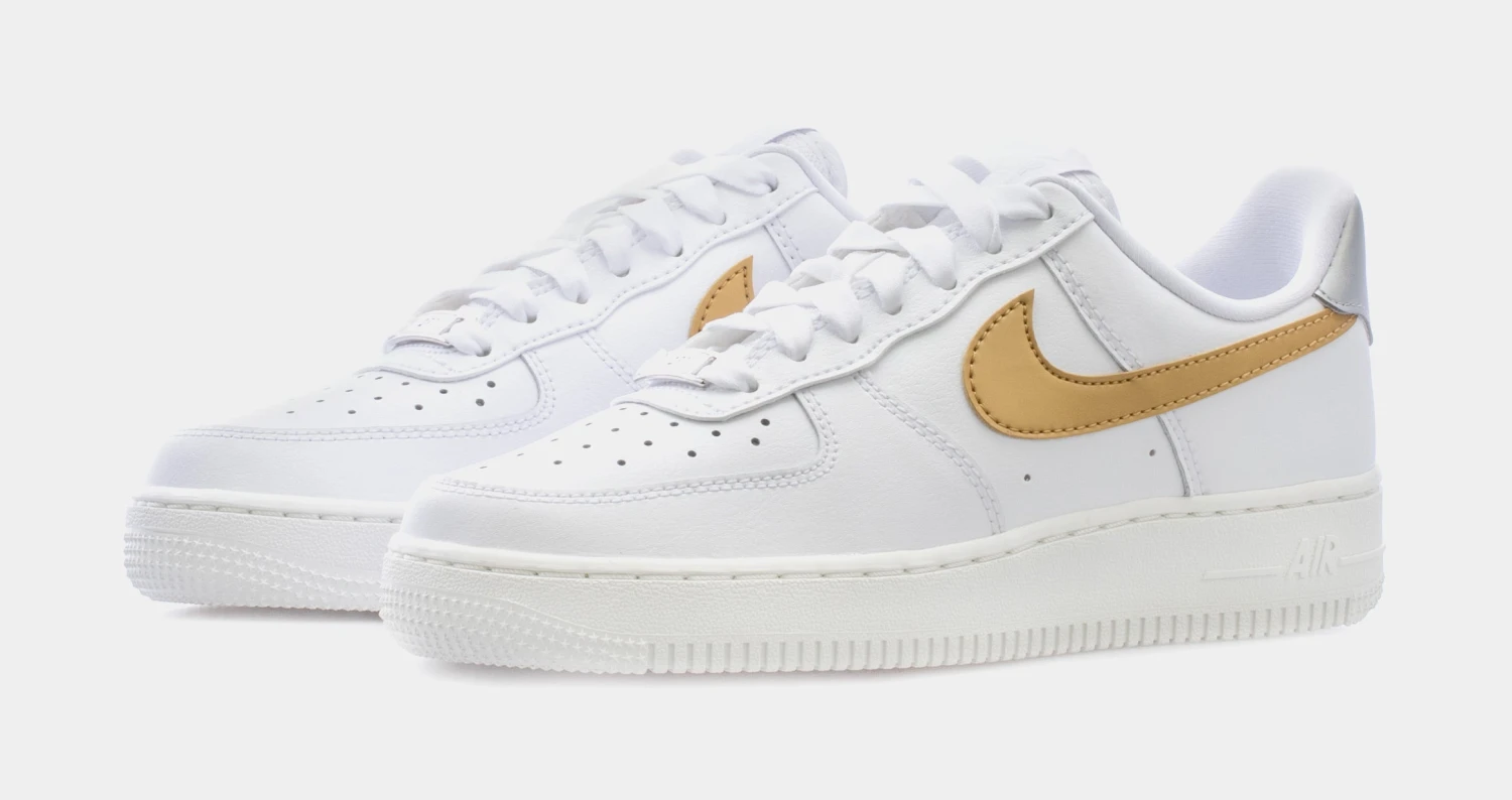 Nike Air Force 1 07 Womens Lifestyle Shoes (White) 6 Nike Air Force 1 07 Womens Lifestyle Shoes (White) - Image 4