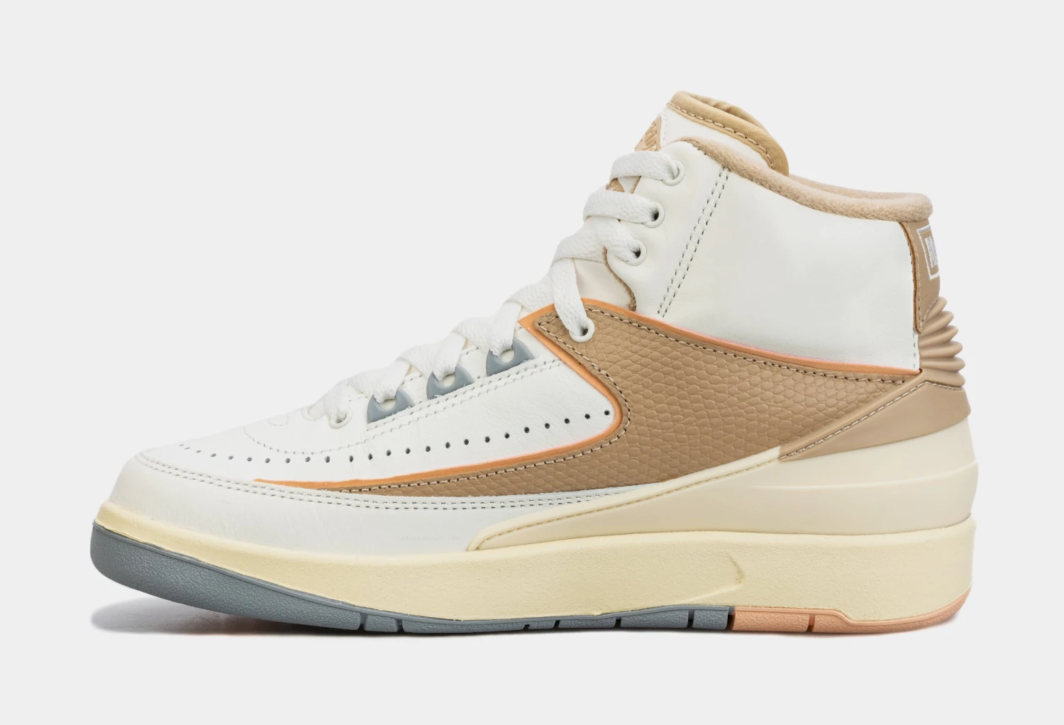 Air Jordan 2 Retro Sunset Haze Womens Lifestyle Shoes (Beige/White) 4 Air Jordan 2 Retro Sunset Haze Womens Lifestyle Shoes (Beige/White) - Image 2