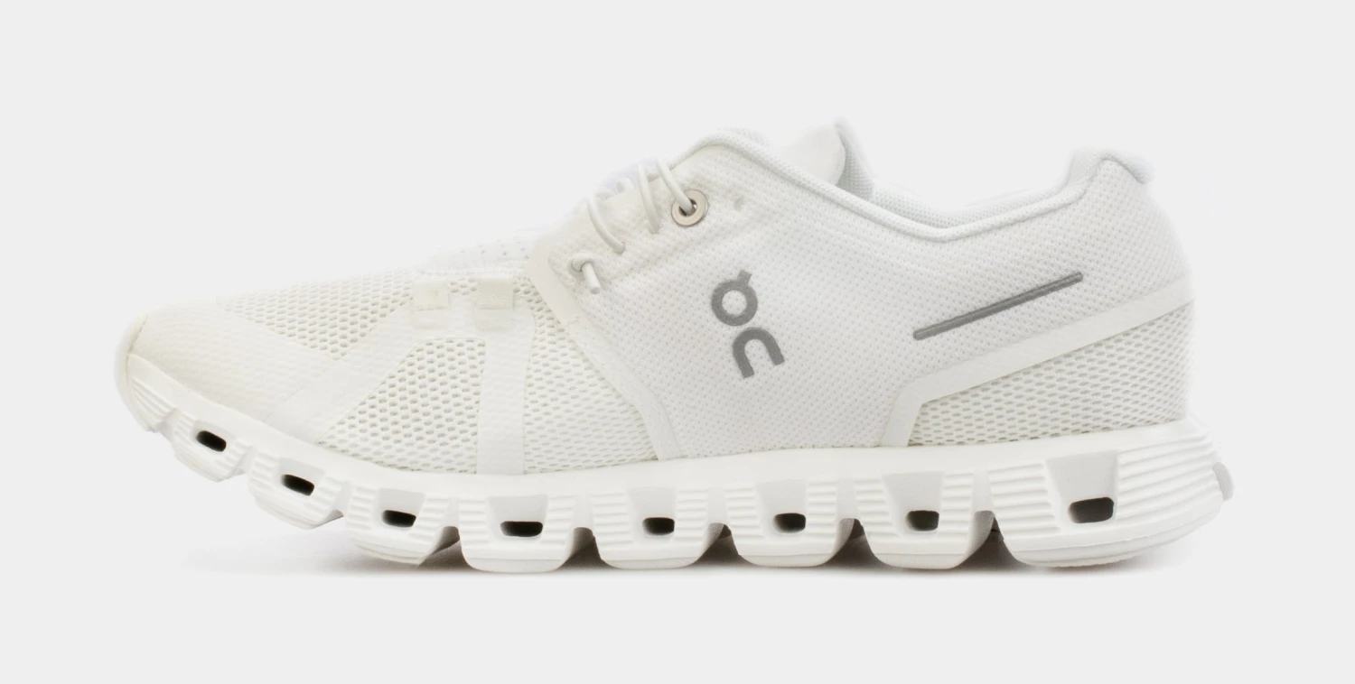 On Running Cloud 5 Womens Running Shoes (White) 4 On Running Cloud 5 Womens Running Shoes (White) - Image 2