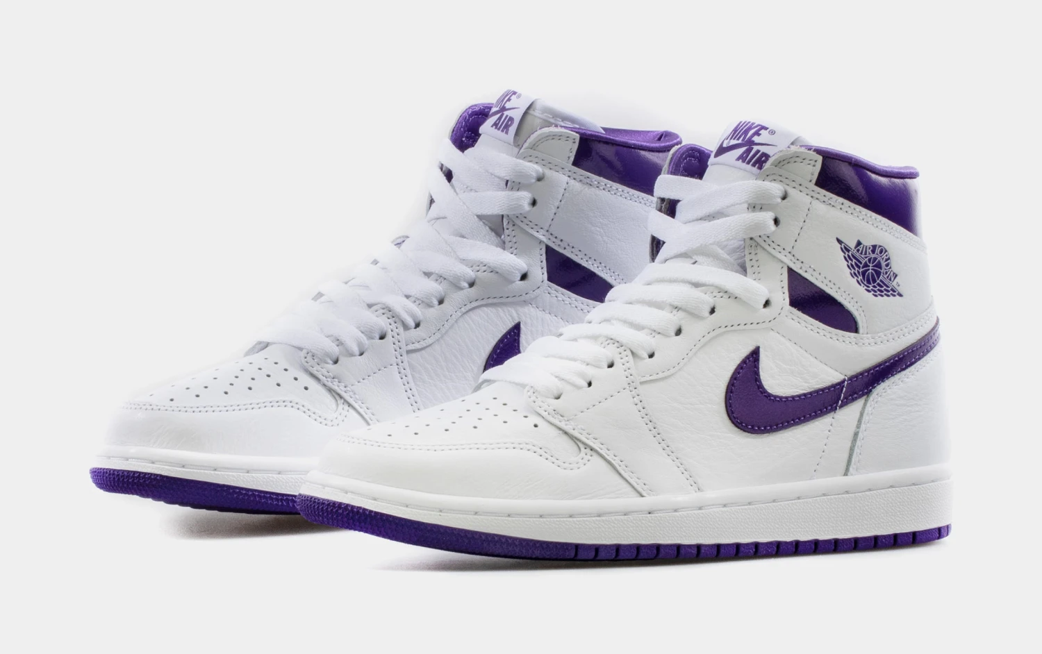 Air Jordan 1 High OG Court Purple Womens Lifestyle Shoe (White/Purple) 6 Air Jordan 1 High OG Court Purple Womens Lifestyle Shoe (White/Purple) - Image 4