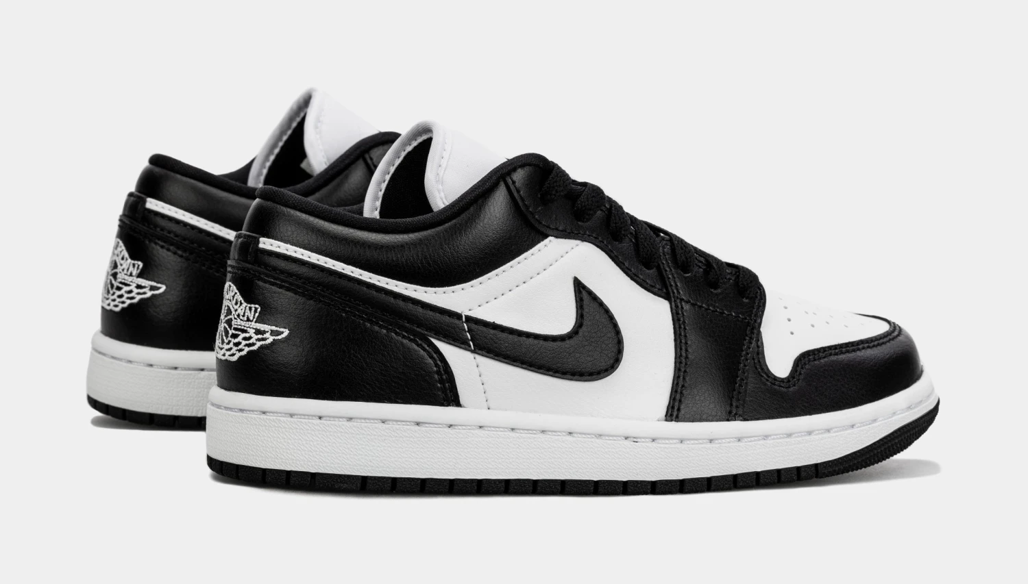 Air Jordan 1 Retro Low Panda Womens Lifestyle Shoes (Black/White) 8 Air Jordan 1 Retro Low Panda Womens Lifestyle Shoes (Black/White) - Image 6